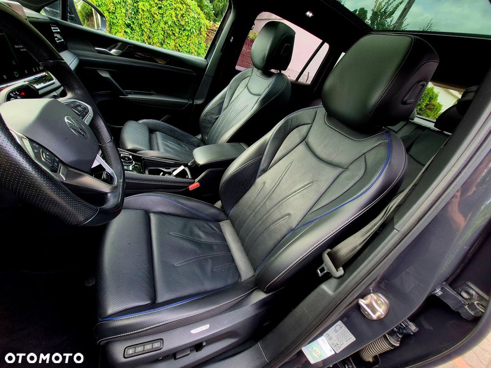 Volkswagen Tiguan 2.0 TDI SCR 4MOTION DSG R-Line - 22