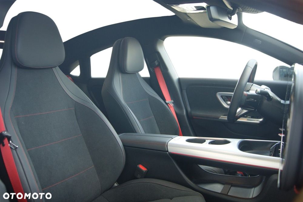 Mercedes-Benz CLA - 8