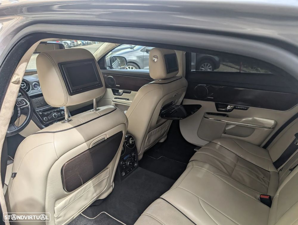 Jaguar XJ 3.0 D V6 LWB Premium Luxury - 9