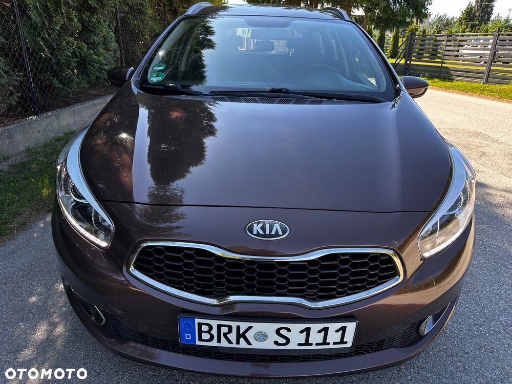 Kia Ceed 1.4 CVVT Fifa World Cup Edition - 5