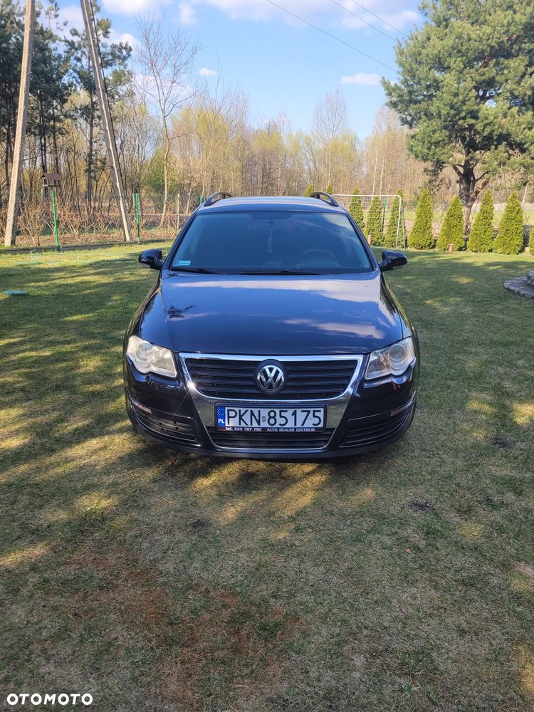 Volkswagen Passat 2.0 TDI Highline - 14