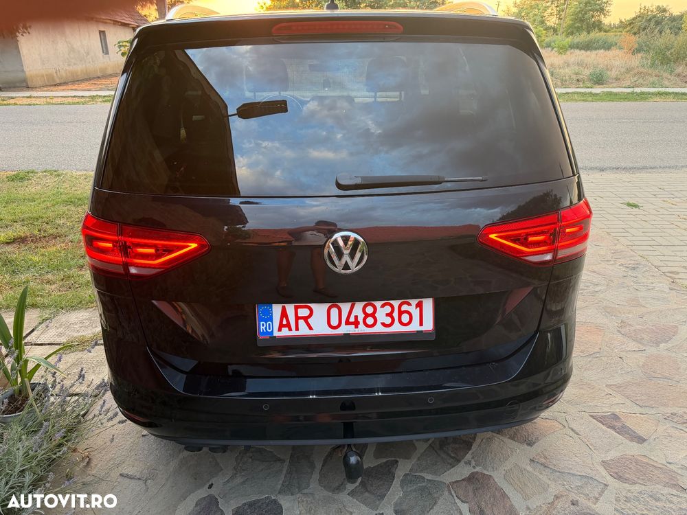 Volkswagen Touran 2.0 TDI SCR Highline - 4
