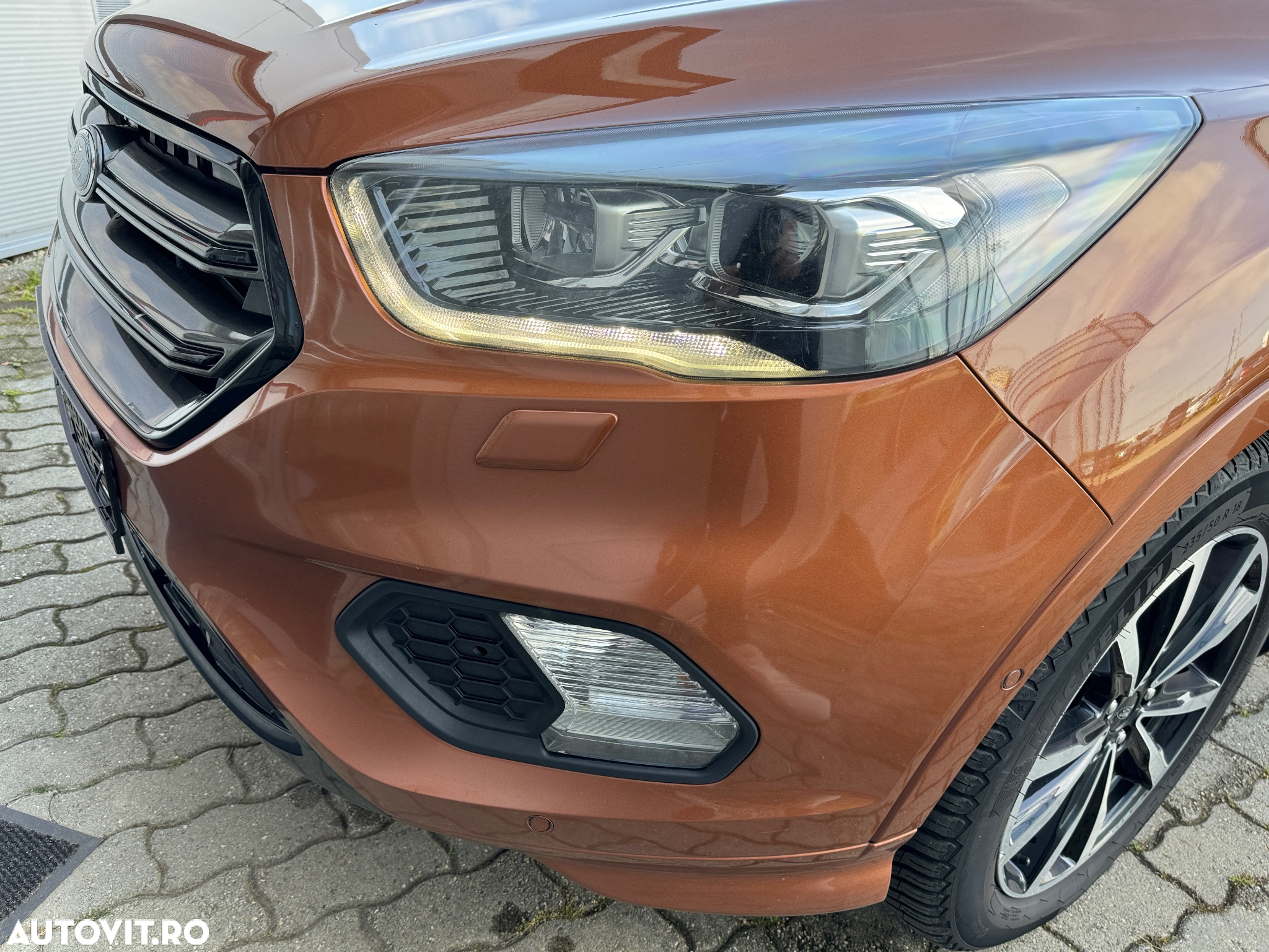 Ford Kuga 2.0 TDCi 4WD Powershift ST-Line - 28