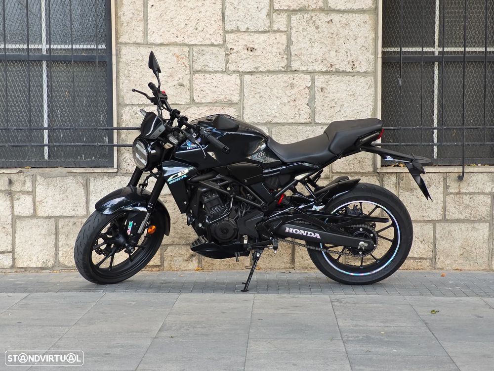 Honda CB CB300R Neo Sport Café - 5