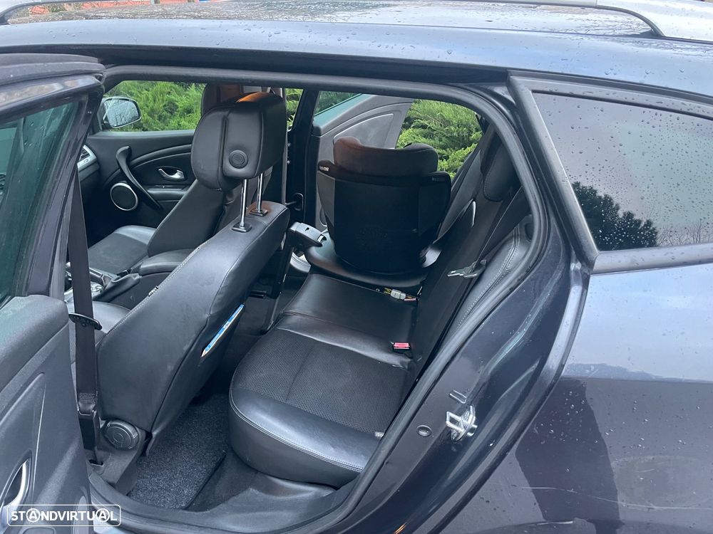 Renault Mégane Sport Tourer - 28