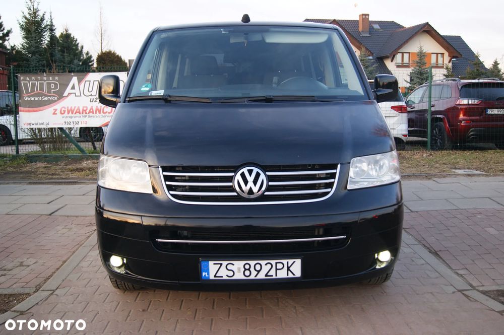 Volkswagen Multivan - 12