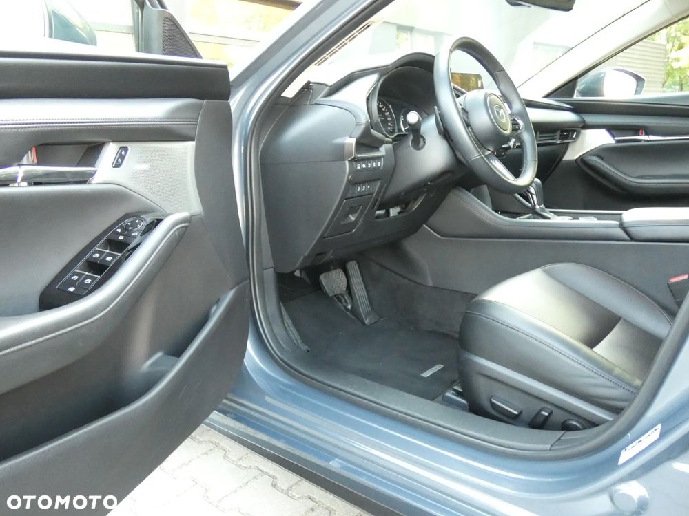Mazda 3 2.0 mHEV Takumi - 13