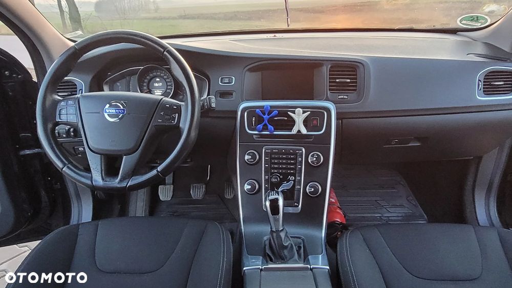 Volvo V60 D2 Drive-E Kinetic - 9