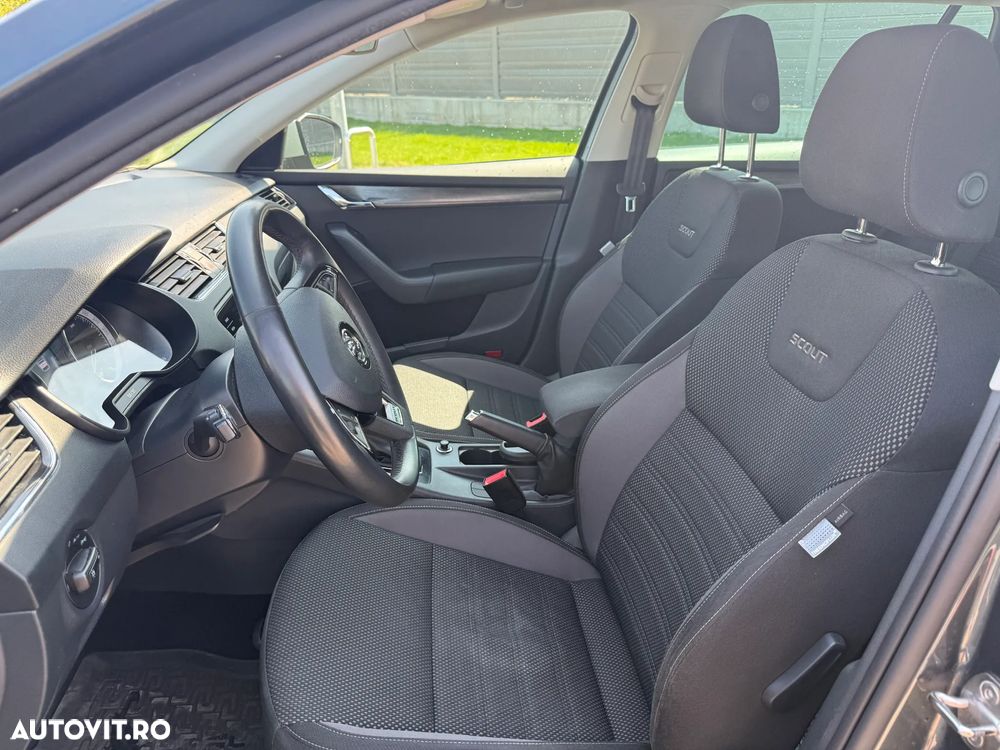 Skoda Octavia 2.0 TDI DSG 4X4 Scout - 7