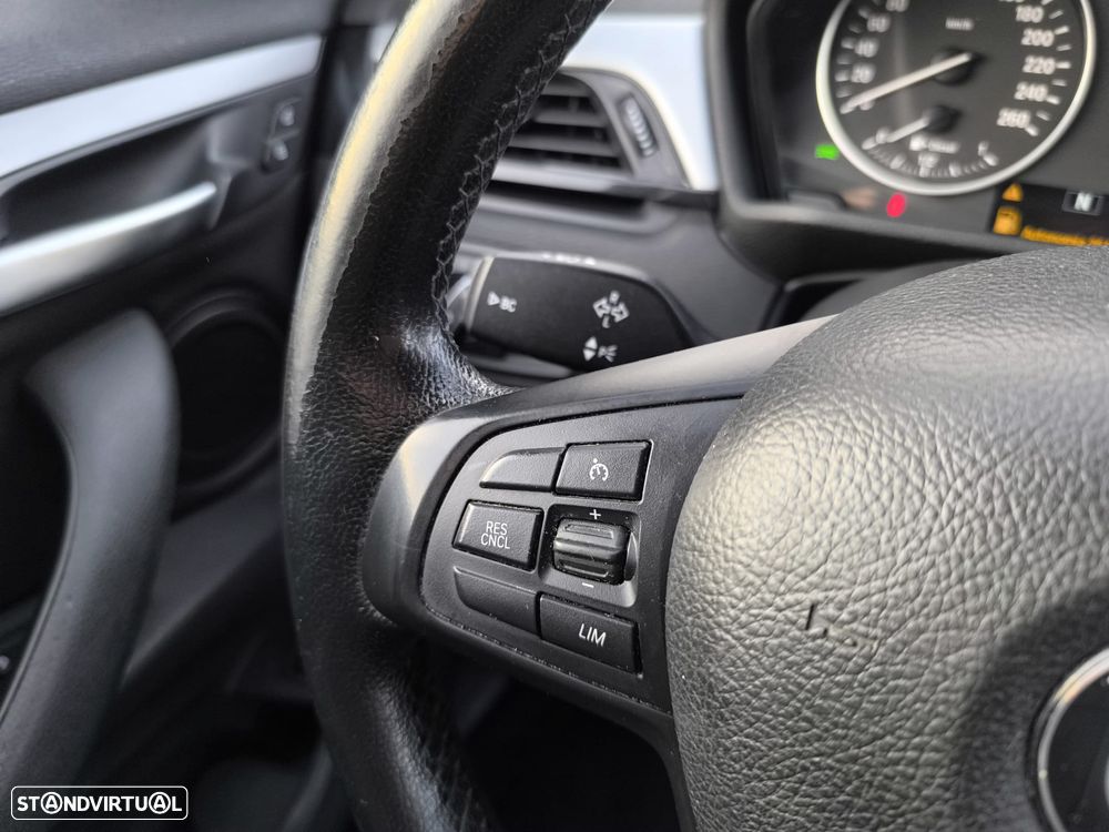 BMW X1 16 d sDrive - 34