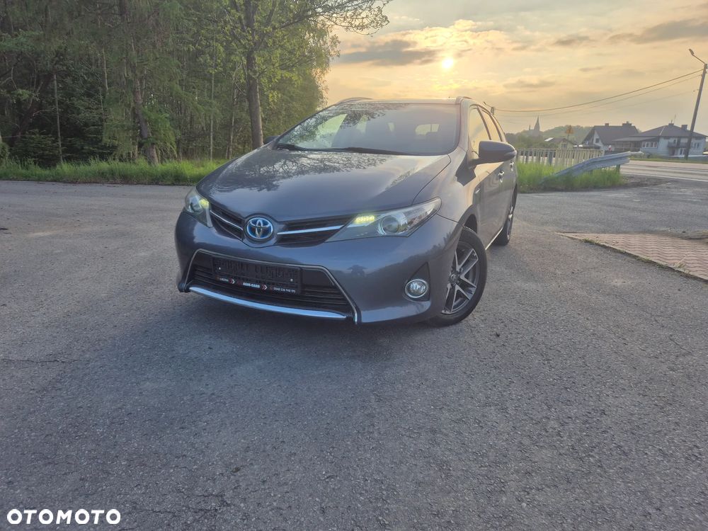 Toyota Auris 1.8 HSD Luna - 10