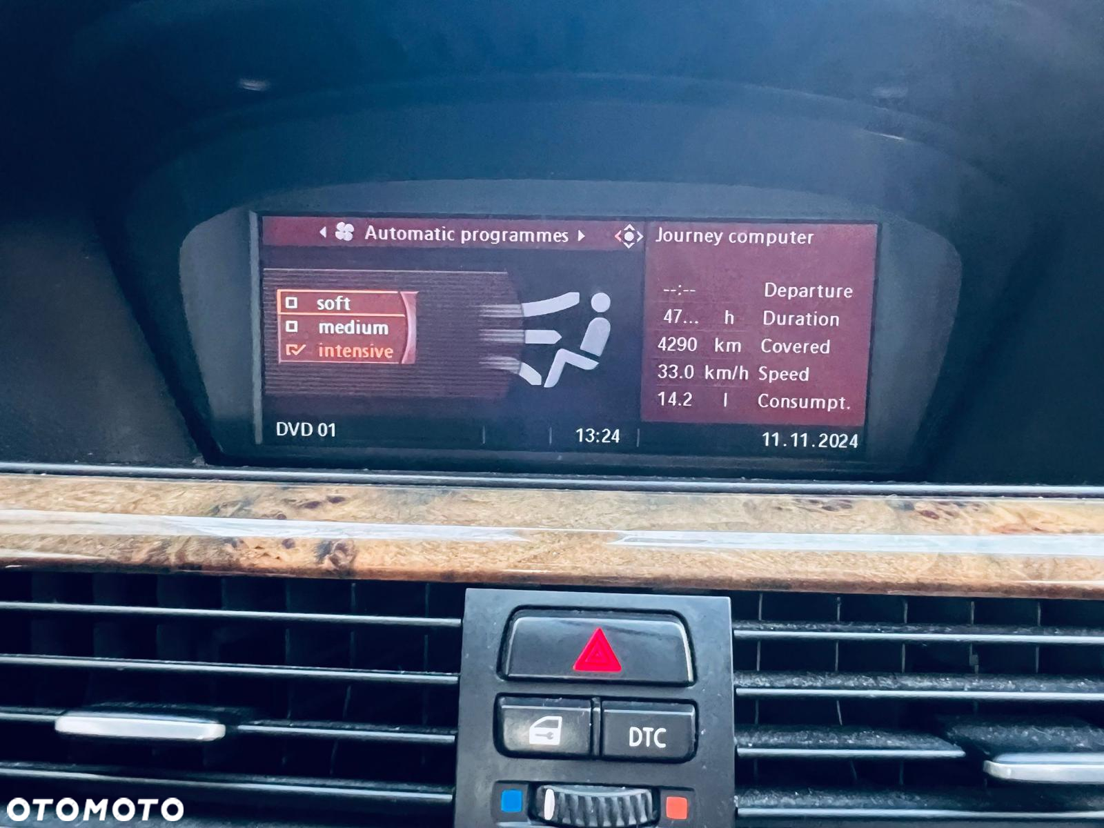 BMW Seria 3 325i xDrive Touring - 18