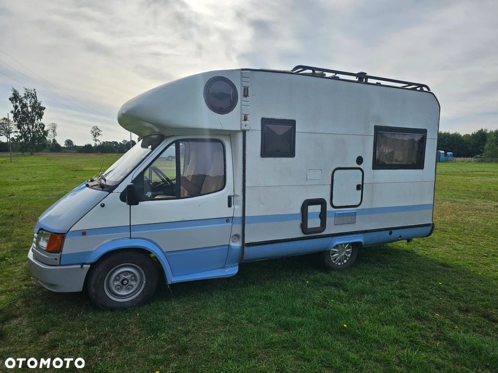 Ford Kamper - 3