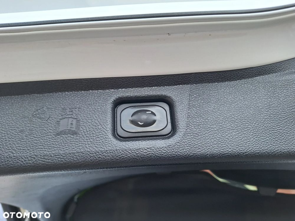 Ford S-Max - 23