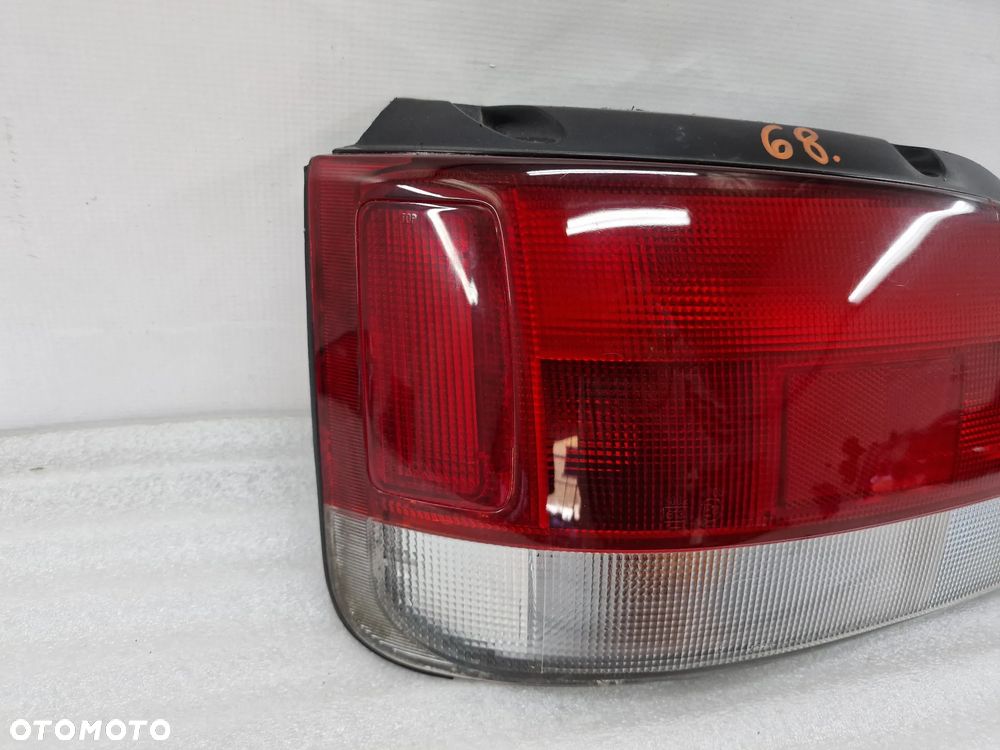 SUZUKI BALENO 95-02 HB LEWA LAMPA TYLNA TYLNIA TYŁ , NR KOITO 220-32018 , NR AUKCJI LMT68 - 2