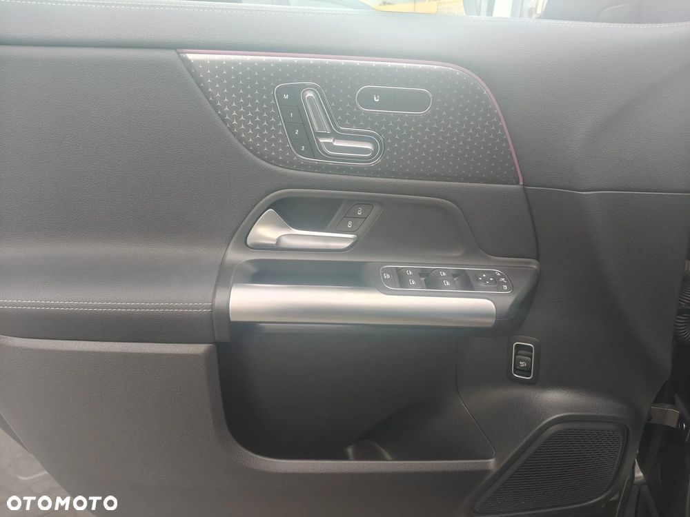 Mercedes-Benz GLA 220 mHEV 4-Matic Progressive 8G-DCT - 14