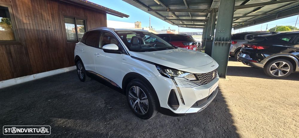 Peugeot 3008 1.6 Hybrid Allure Pack e-EAT8 - 4
