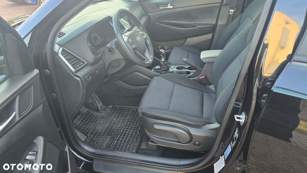 Hyundai Tucson 1.6 GDi Comfort 2WD - 13