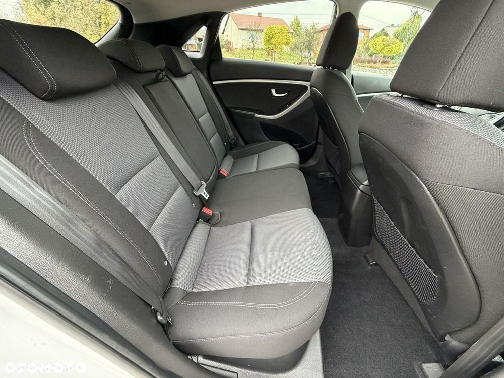 Hyundai i30 - 13