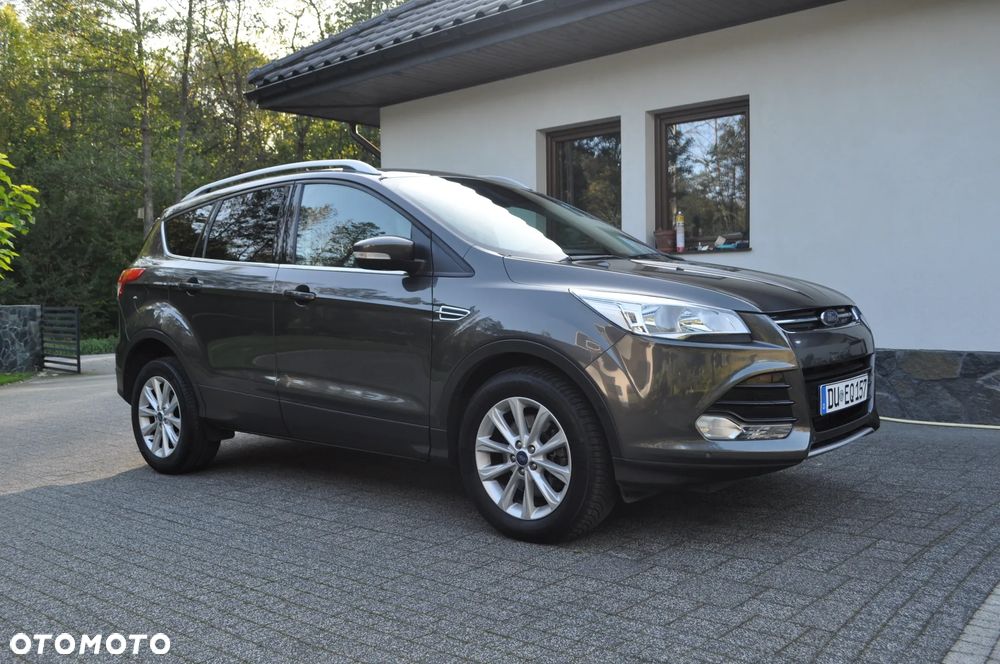 Ford Kuga 2.0 TDCi 2x4 Titanium - 13