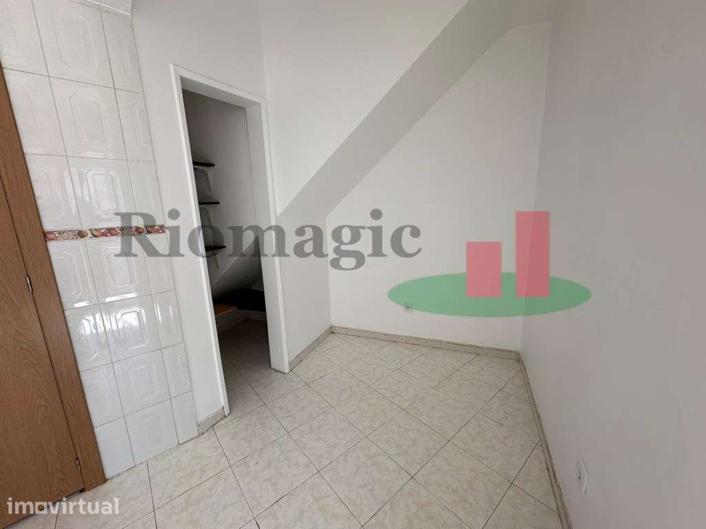 Apartamento T4 nas Mercês - Rio de Mouro - Grande imagem: 5/31
