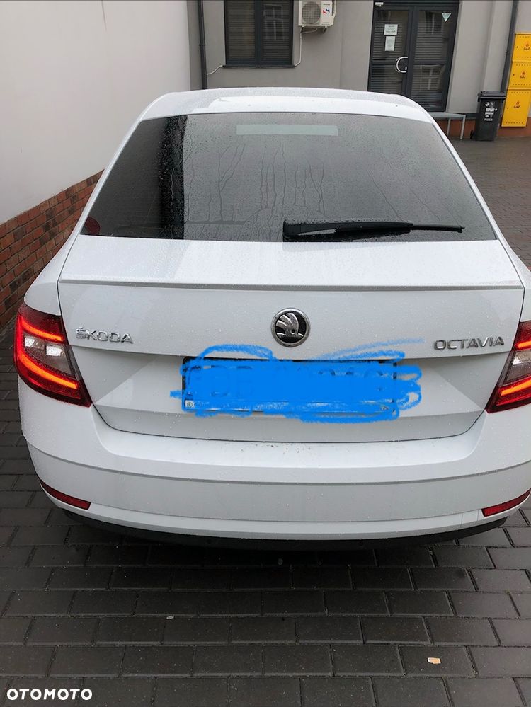 Skoda Octavia 1.5 TSI ACT Style - 6