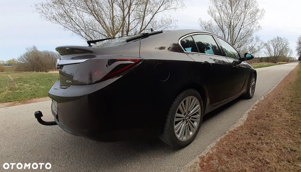 Opel Insignia 1.4 T Cosmo S&S - 8