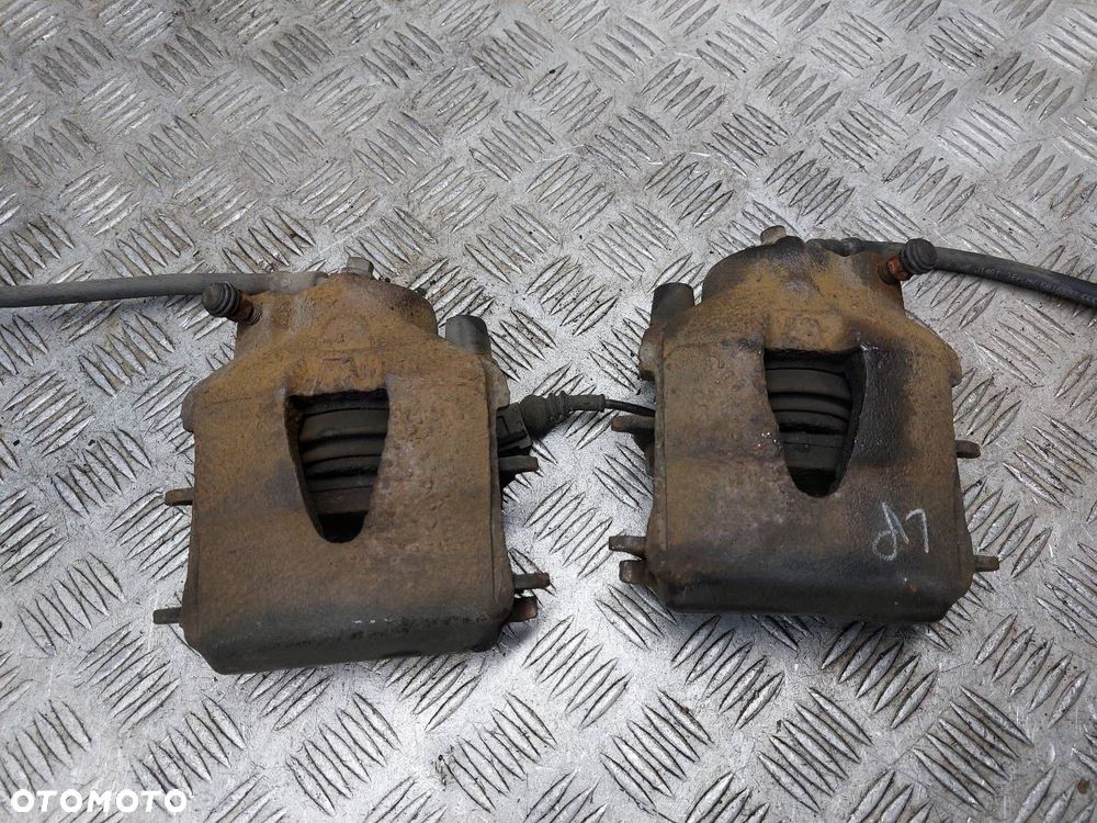 TARCZE HAMULCOWE PRZÓD + KLOCKI + ZACISKI AUDI A3 8P 1.6 FSI - 7