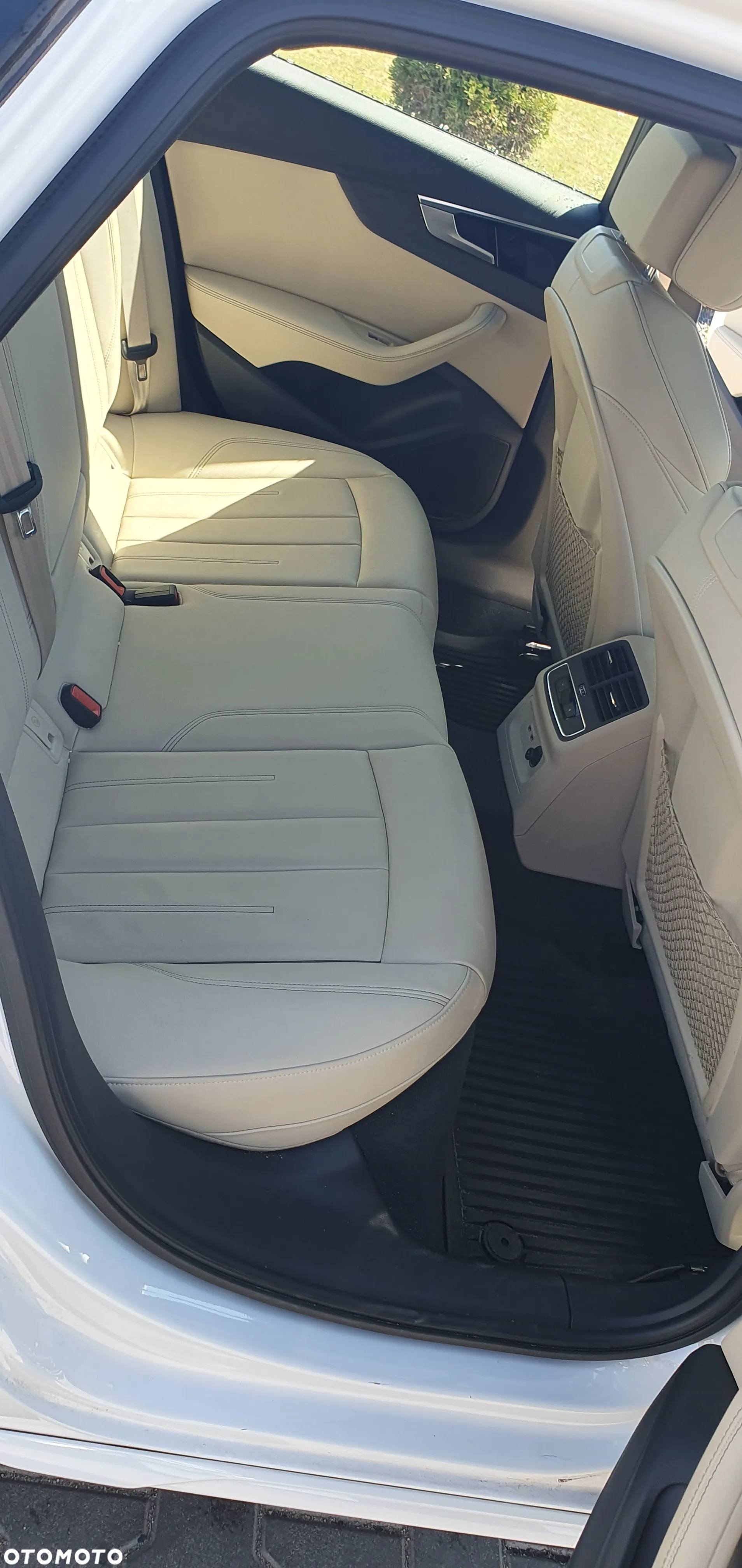 Audi A4 45 TFSI quattro S tronic S line - 8