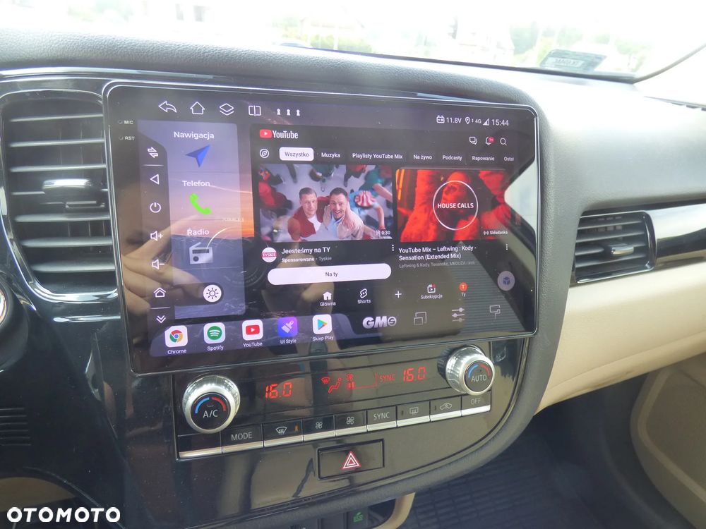 Mitsubishi Outlander - 16