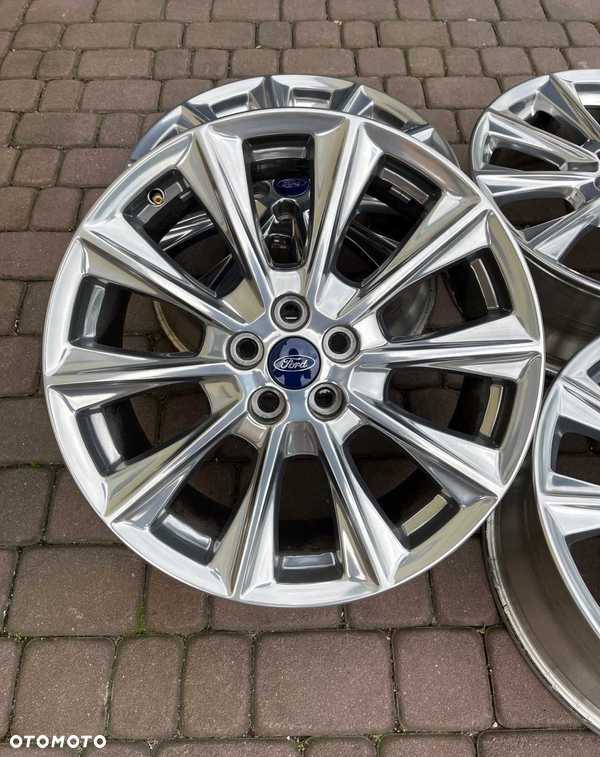 Oryginalne alufelgi Ford 5x108 19 cali Czujniki S-MAX KUGA EGDE CHROM