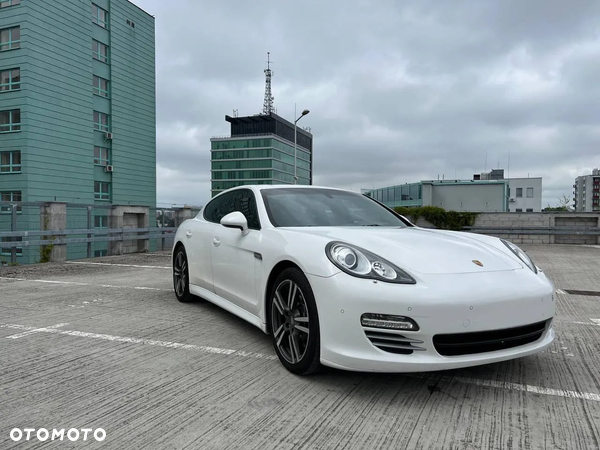 Porsche Panamera 4 PDK
