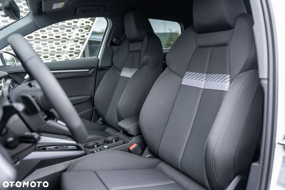 Audi A3 Sportback - 8