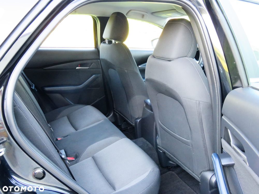 Mazda CX-30 - 11