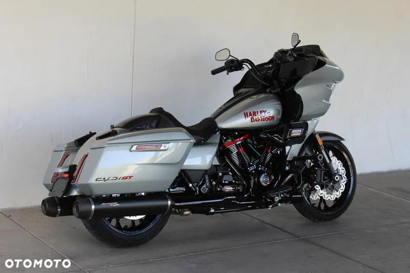 Harley-Davidson Touring Road Glide - 6