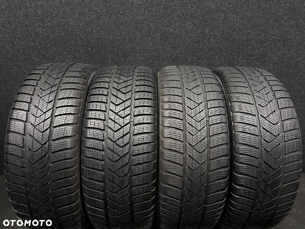 Opony zimowe Pirelli SottoZero 3 Winter 205/50/17 93H XL 4szt. - 1