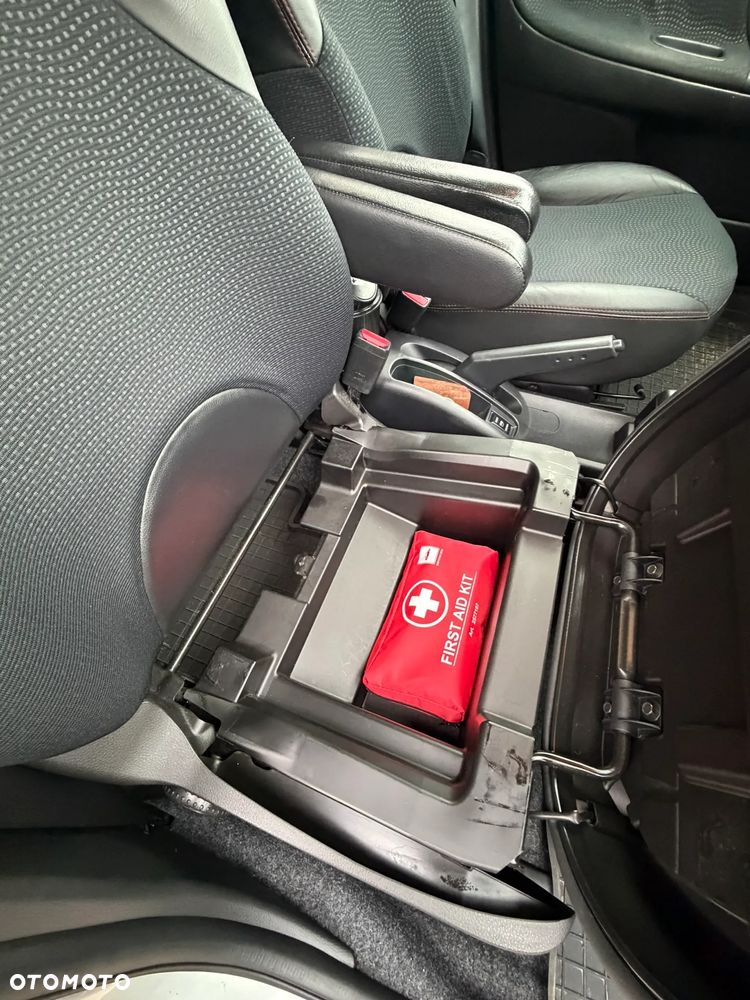 Nissan Note 1.6 Tekna - 24
