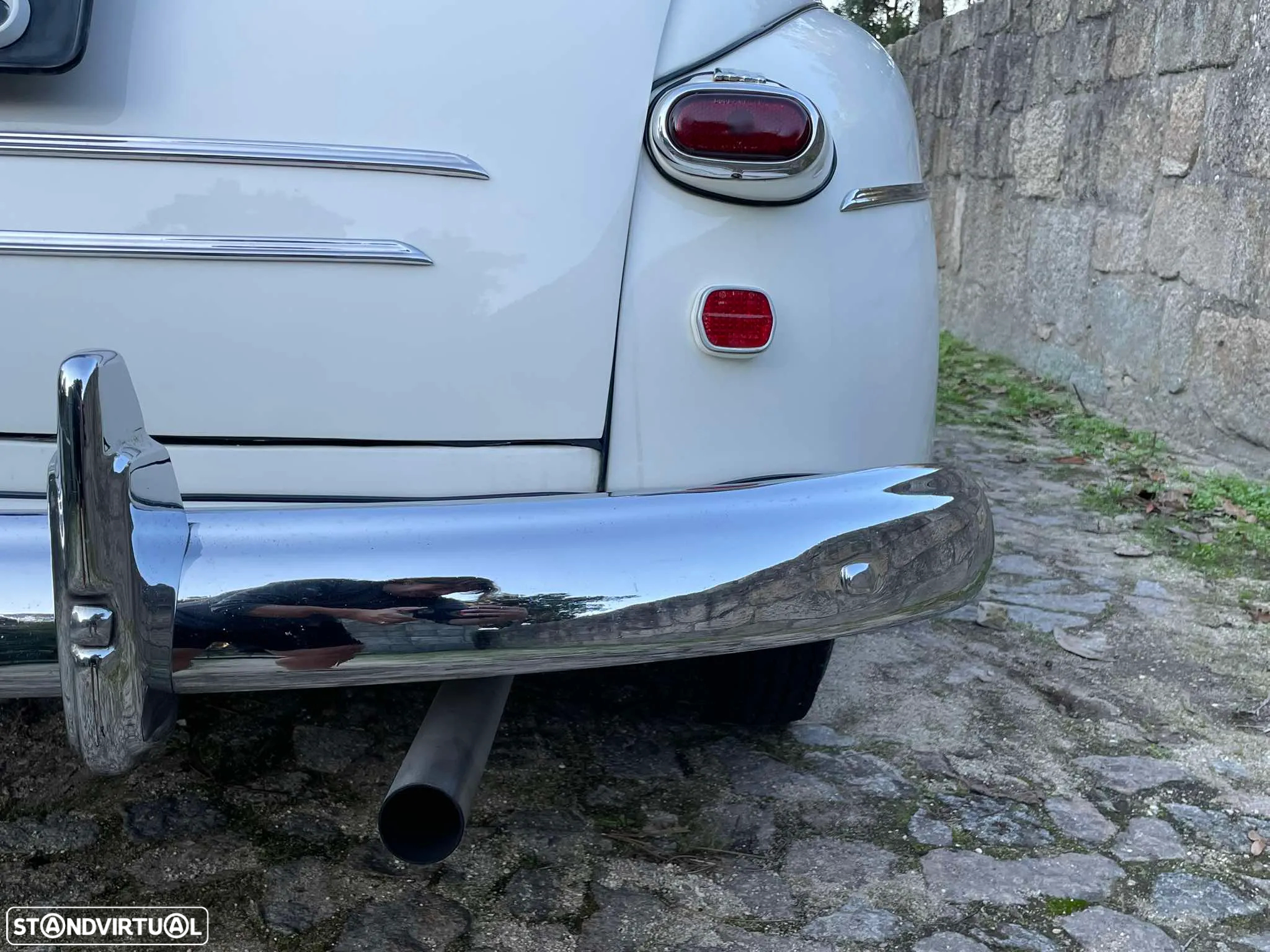 Ford Super De Luxe Coupe V8 100cv - 12