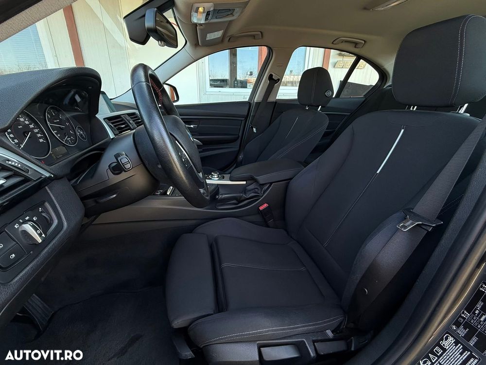 BMW Seria 3 320d xDrive Aut. - 13