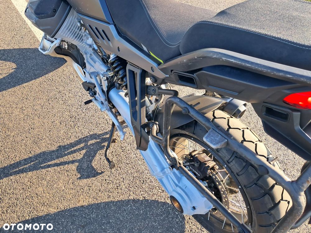 Moto Guzzi Stelvio - 13