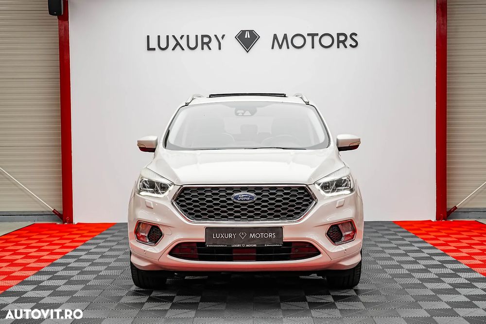 Ford Kuga 2.0 TDCi 4WD Powershift Vignale - 3