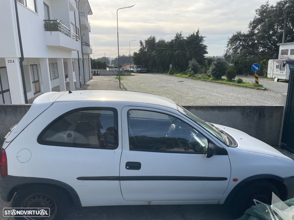 Opel Corsa - 2