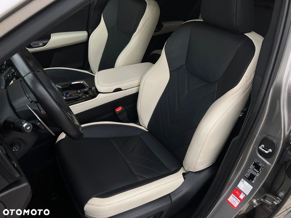 Lexus NX 450h+ Omotenashi AWD - 39
