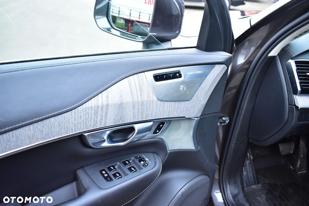 Volvo XC 90 T8 AWD Ultra Bright - 20