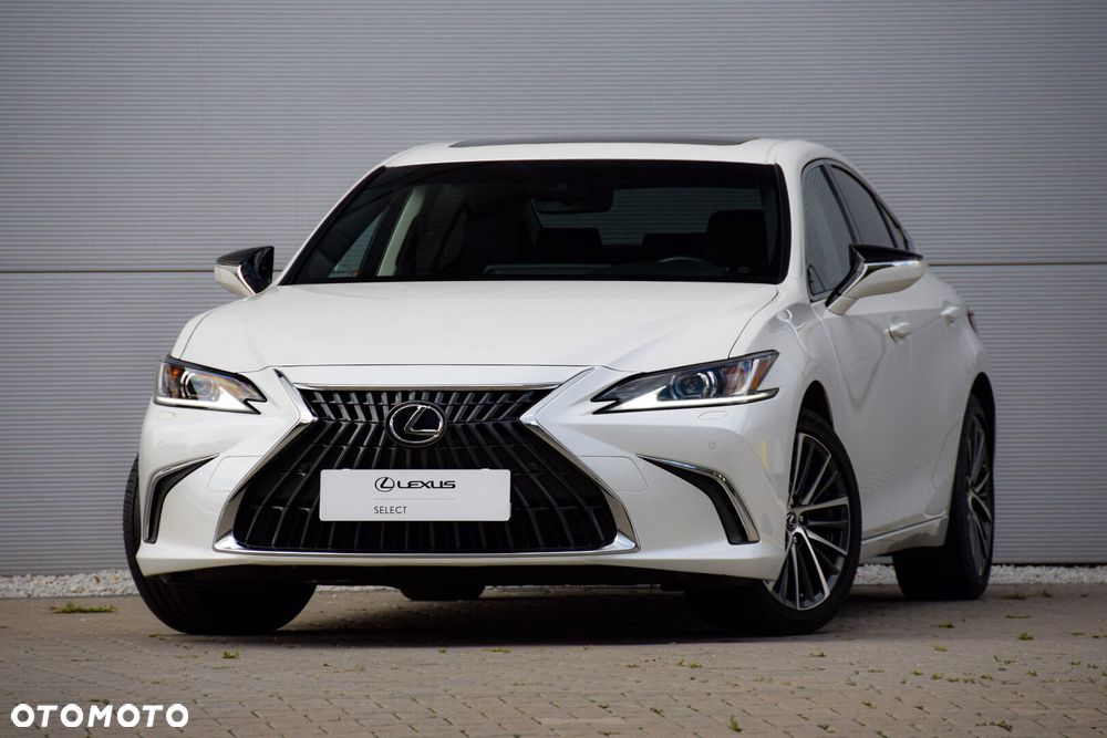 Lexus ES 300h Business Edition - 1