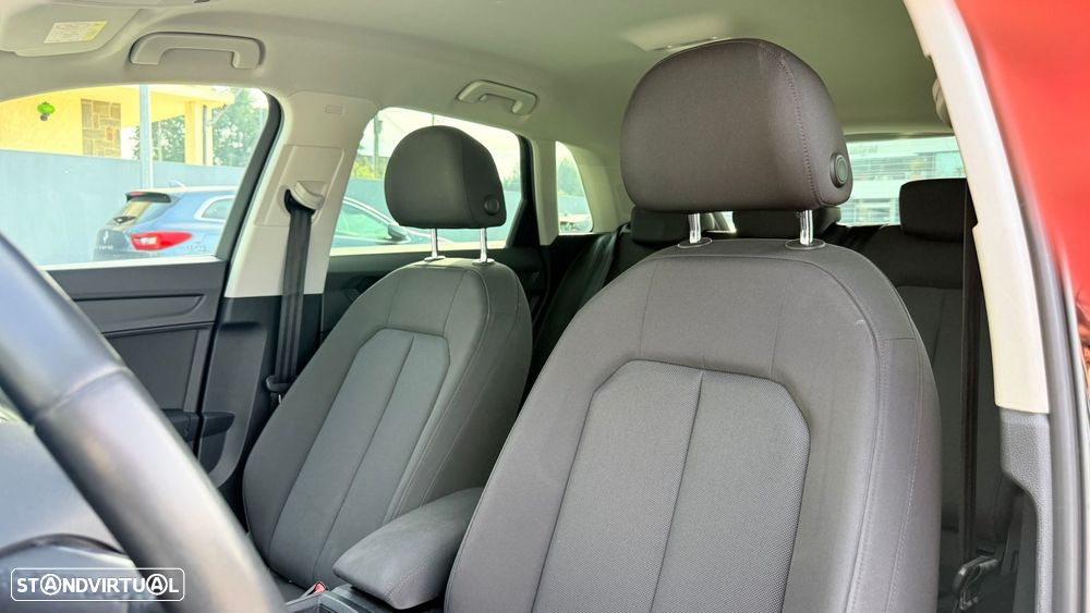 Audi Q3 45 TFSIe S tronic - 11