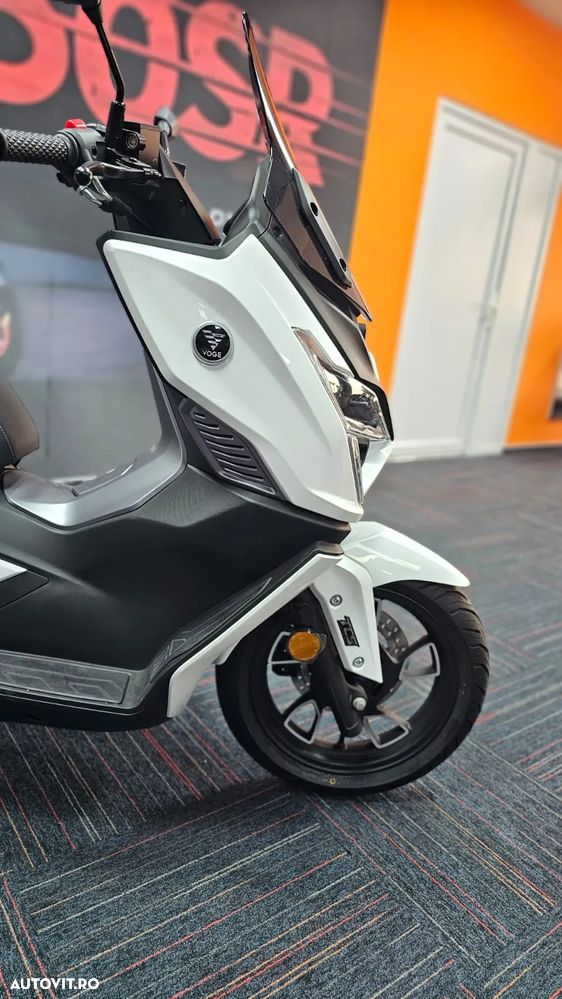 Voge 125 SR1 - 6