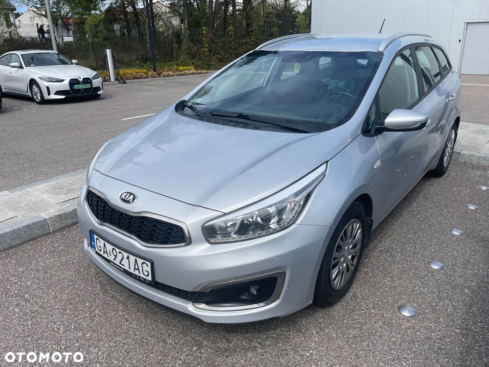 Kia Ceed 1.6 GDI L - 4