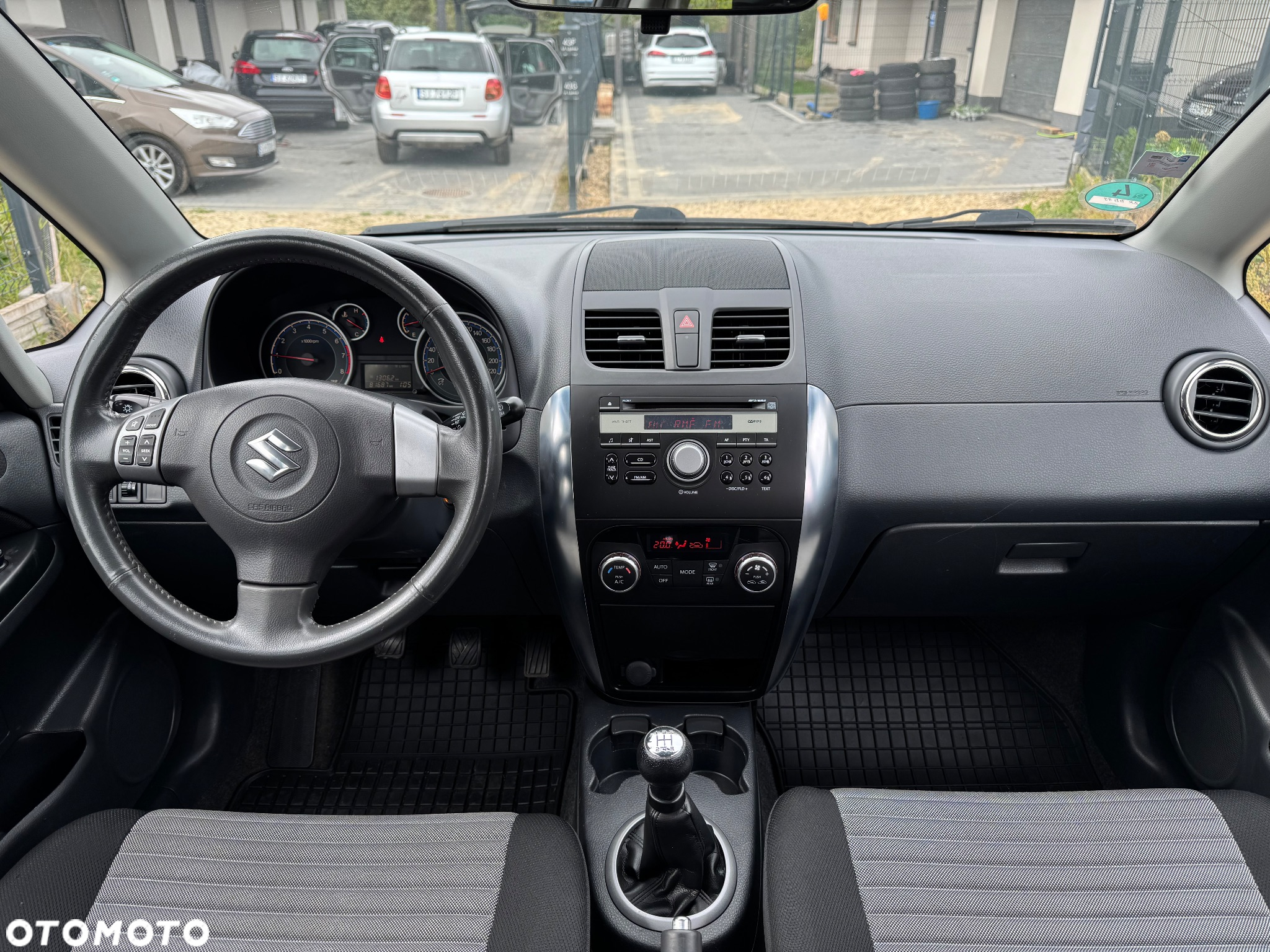 Suzuki SX4 1.6 Comfort Plus - 22