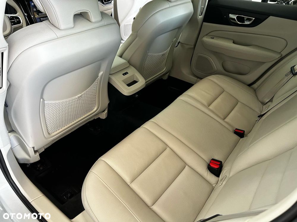 Volvo V60 - 23
